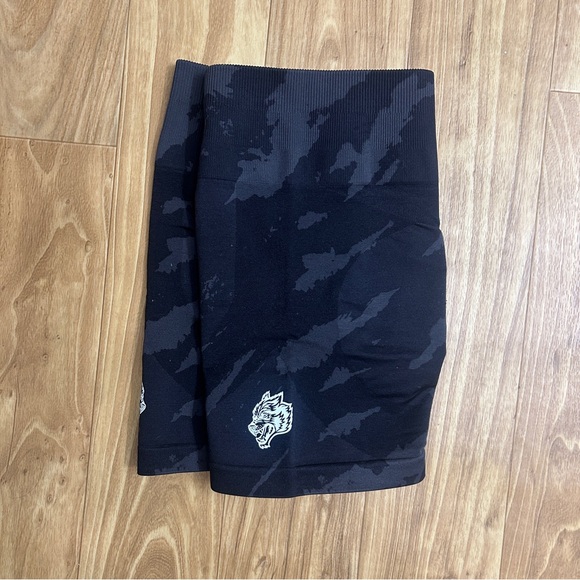 Darc Sport Black Womens Athletic Shorts - Picture 3 of 3